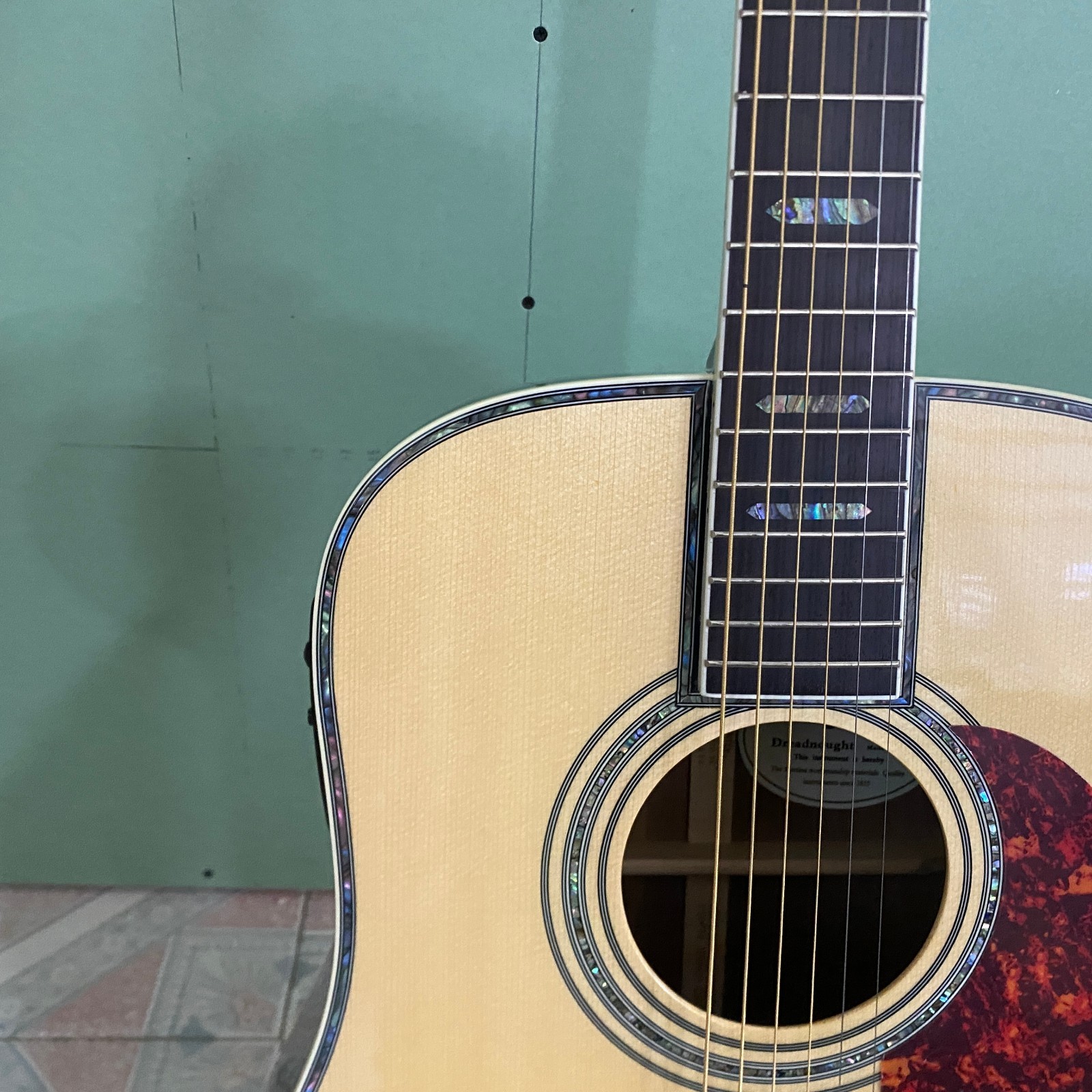 D45 41 inches solid spruce Acoustic guitar with EQ rosewood fingerboard