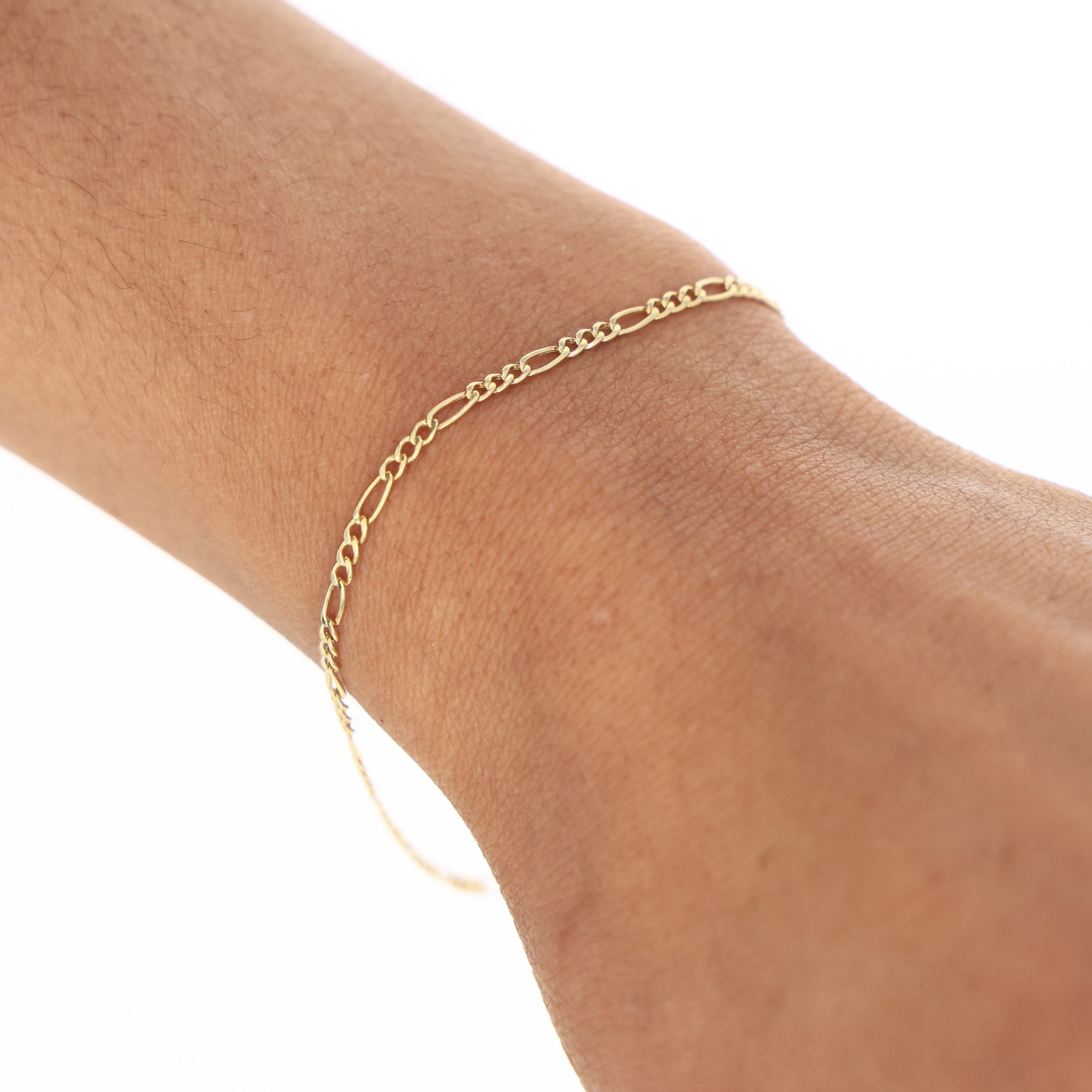 10K Yellow Gold 3.5mm-9mm Italian Figaro Chain Link Bracelet Mens Women 7" 8" 9"