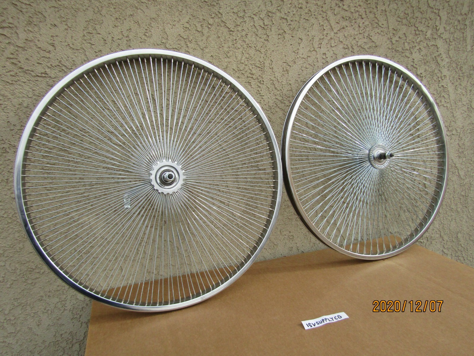 NEW 26'' -140 SPOKES CHROME BICYCLE RIM SET FOR CRUISER, TRICYCLE, CHOPPER