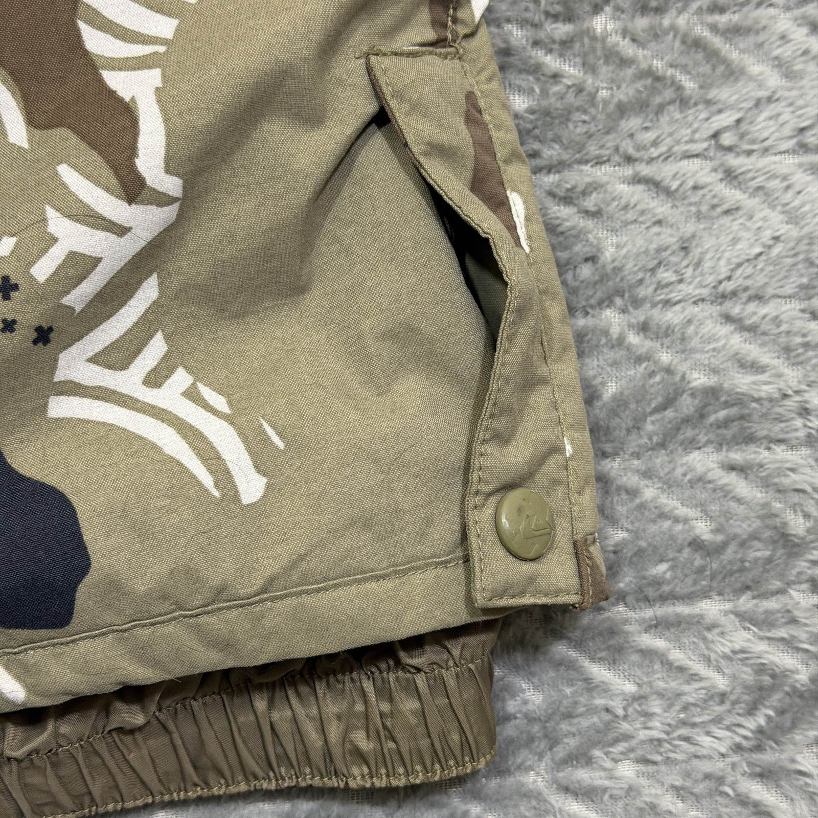 Vintage Y2k Quicksilver Snowboarding Pants Size L Ski Windbreaker Youth