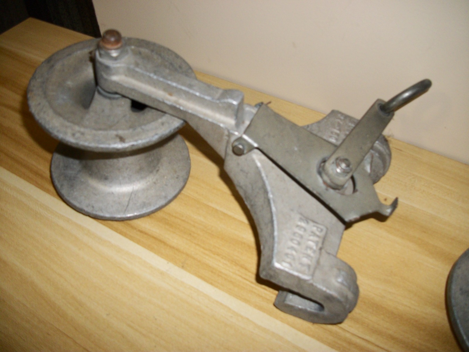 LOT OF 2 LEMCO PY-750 PULLY 2-WAY ROLLER CABLE BLOCK LINESMAN FREE SHIPPING