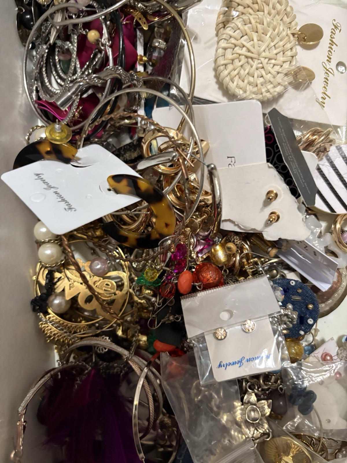 Mystery Jewelry CUSTOM CURATION Jar- All Wearable No Junk 1/4 Lb SEE DESCRIPTION