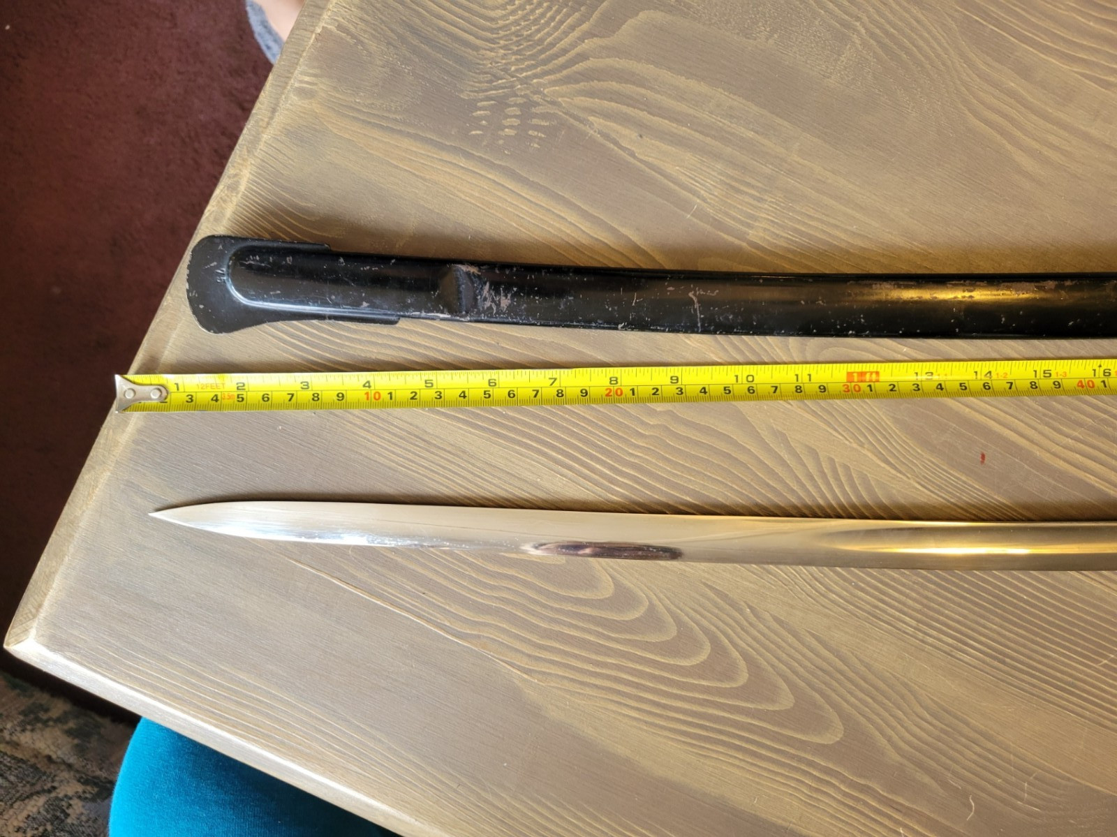 WWI German Presentation Artillery Officer's Sword, Rose Motif