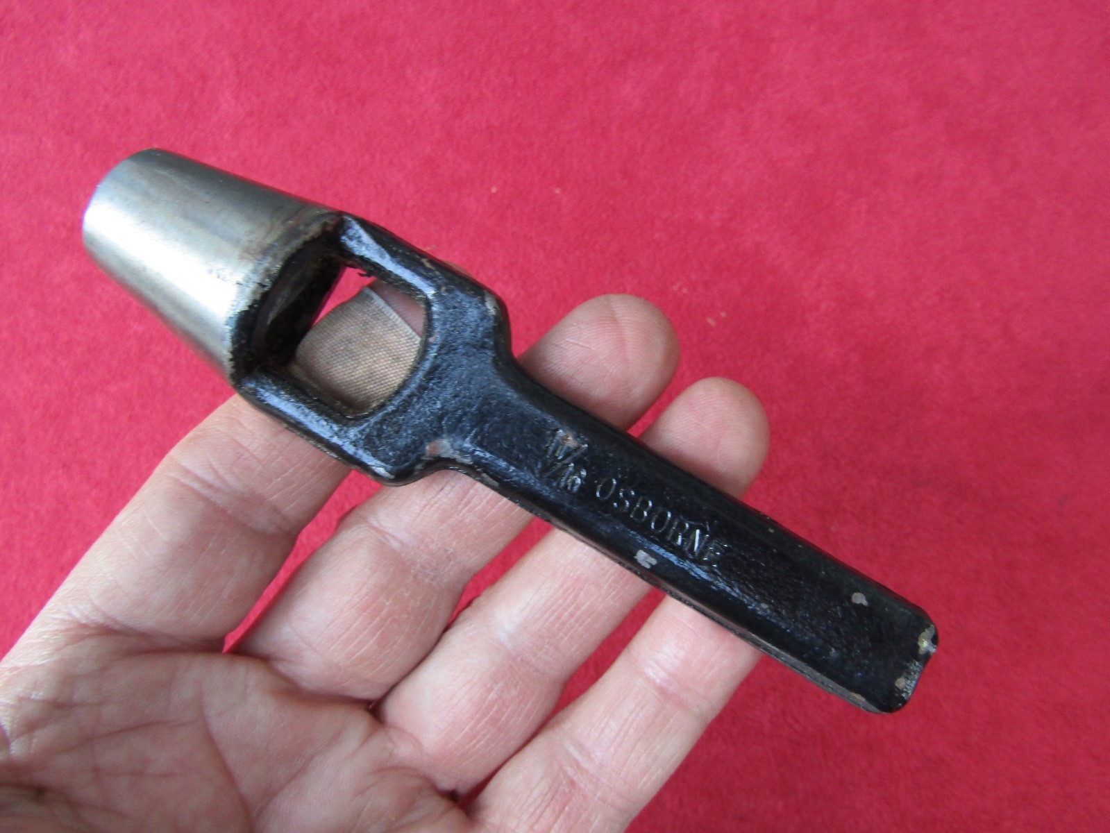 C.S. OSBORNE 149 Arch Punch 11/16" Round Circular Leather Rubber Vinyl Made USA