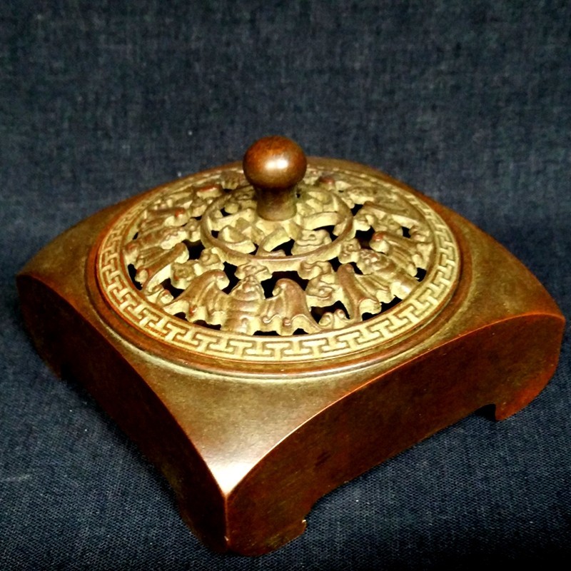 3.3" mark Antique Chinese Bronze bat Censer Aroma Incense burner Censer statue