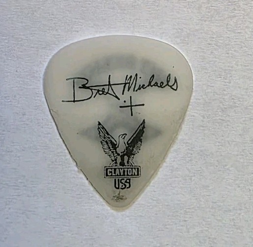 POISON BRET MICHAELS SOLO TOUR GUITAR PICK WHITE  CLAYTON