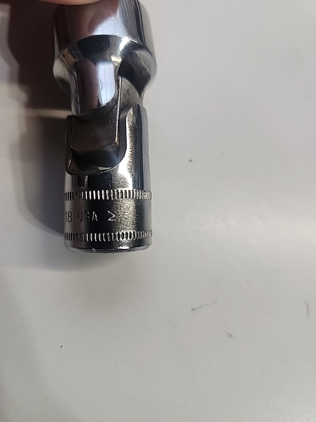 Snap-on Tools FSUM18 18mm 3/8" Drive Shallow 6-Point Universal Swivel Socket