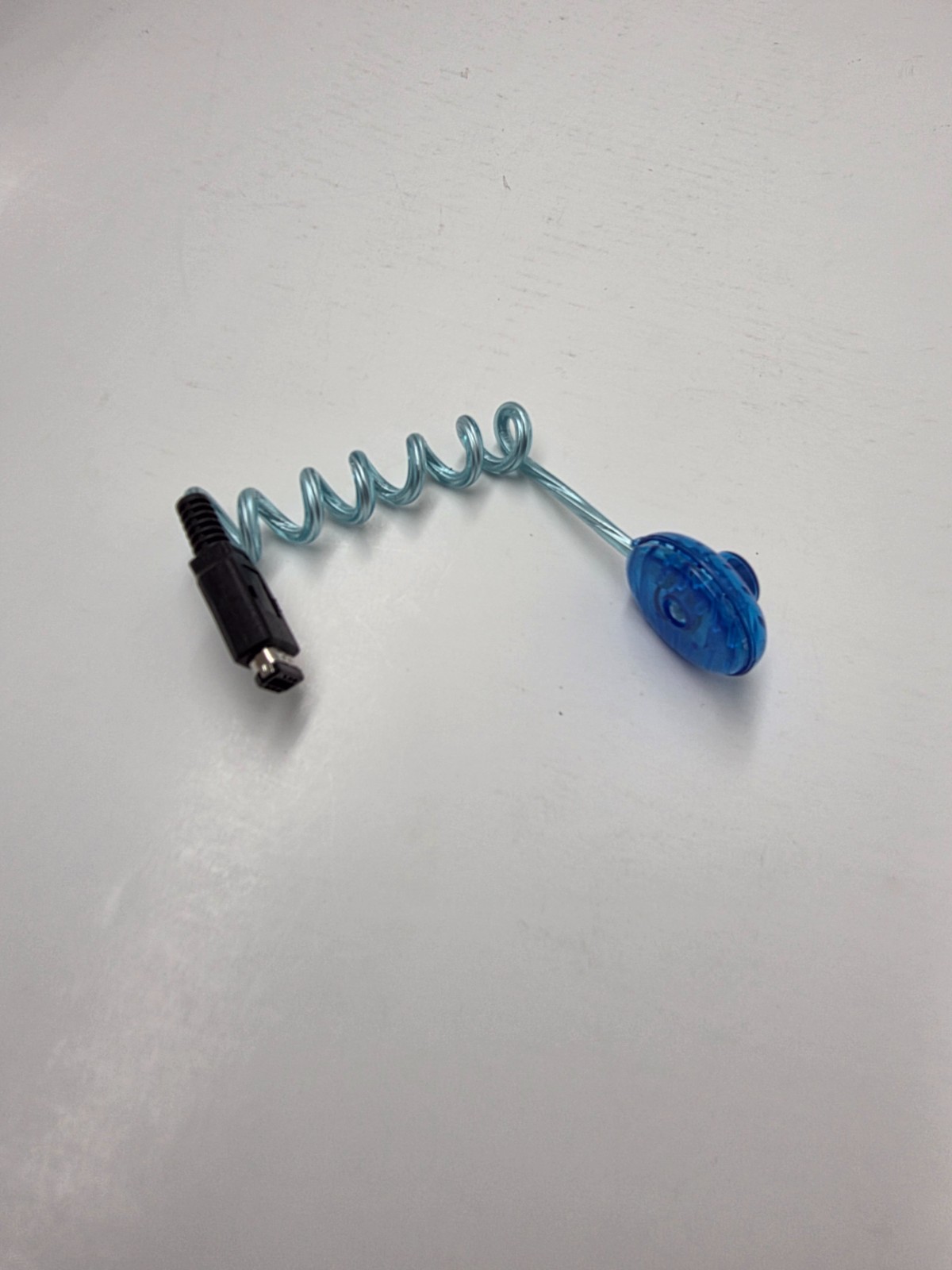 NEW Super Bright LED Worm/Snake Light for Game Boy Color No Batteries Required B