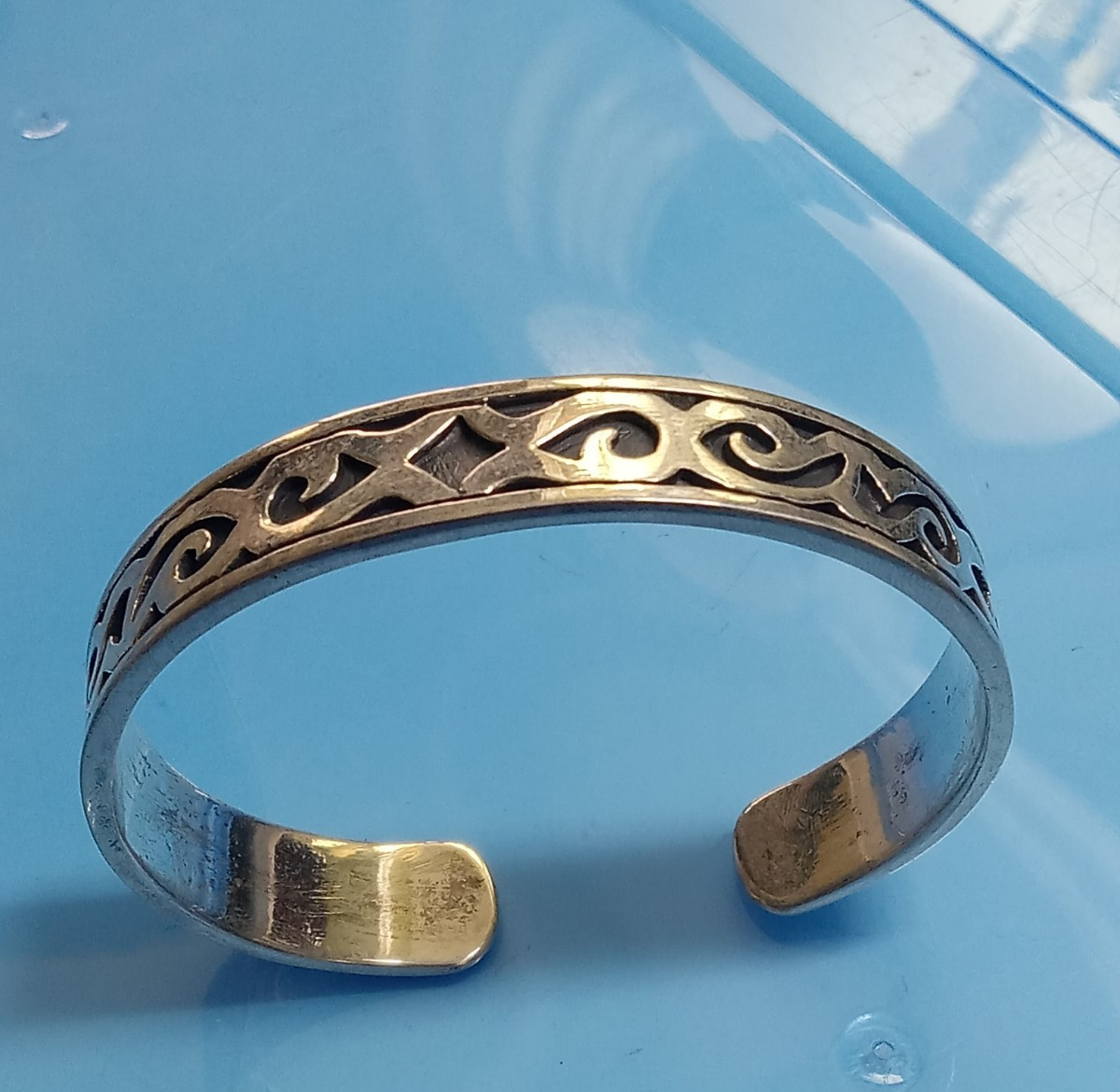 STERLING SILVER TRIBAL CUFF BRACELET 37 gm MAORI DESIGN FROM BALI INDONESIA