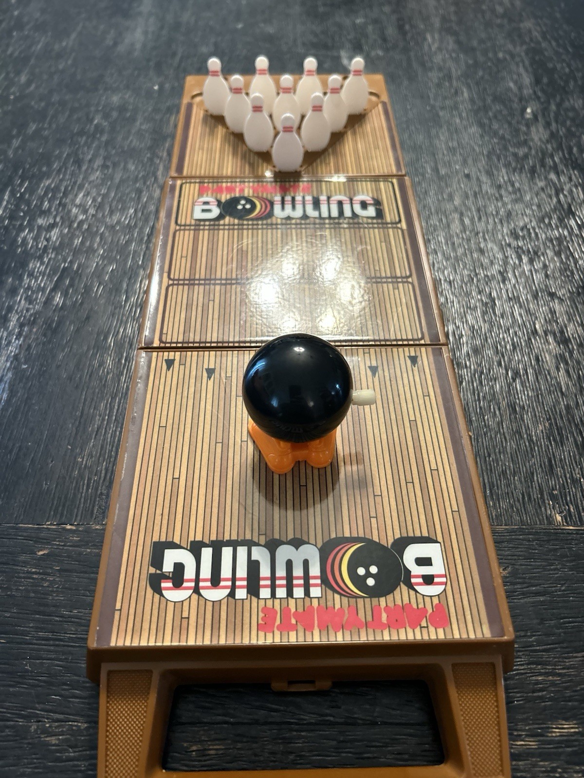 Tomy Vintage Bowling Game Table Top Wind-Up Bowling Ball Boxing Case