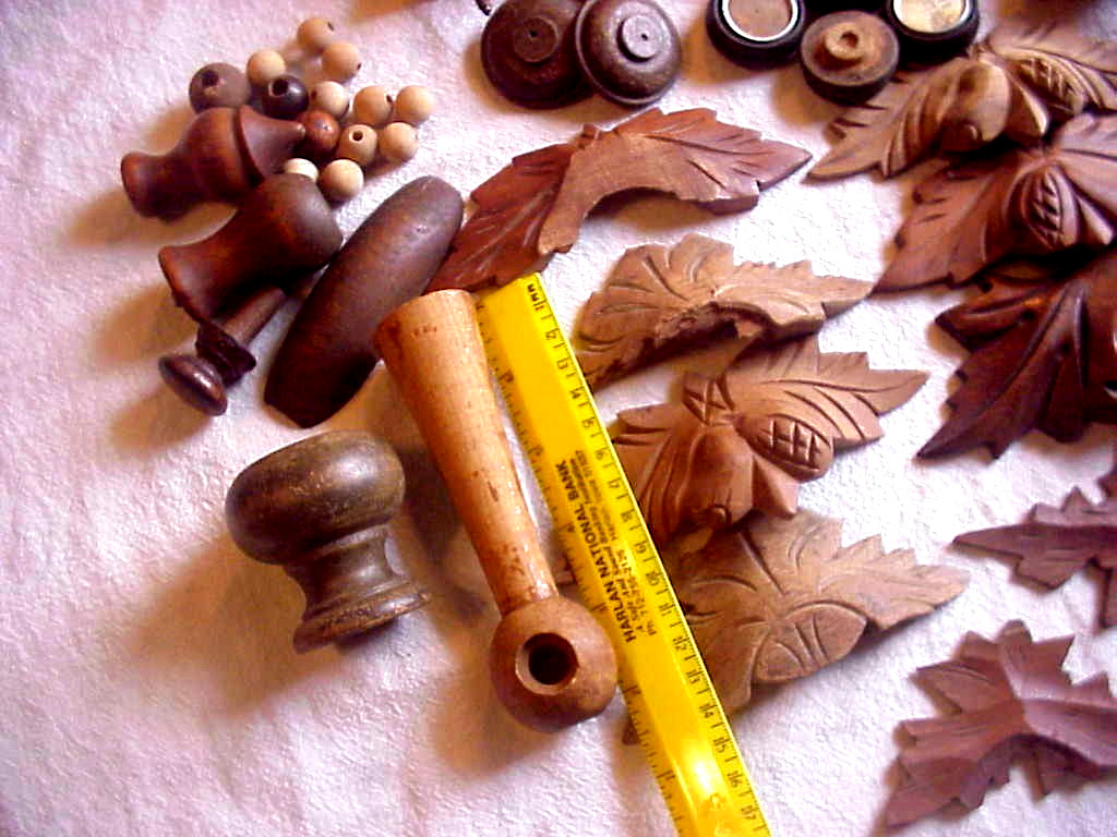 LOT OF 60+ ANTIQUE WOOD DOOR STOPS FINIAL TURNED ARCHECTURE ACCENTS HOME DECOR