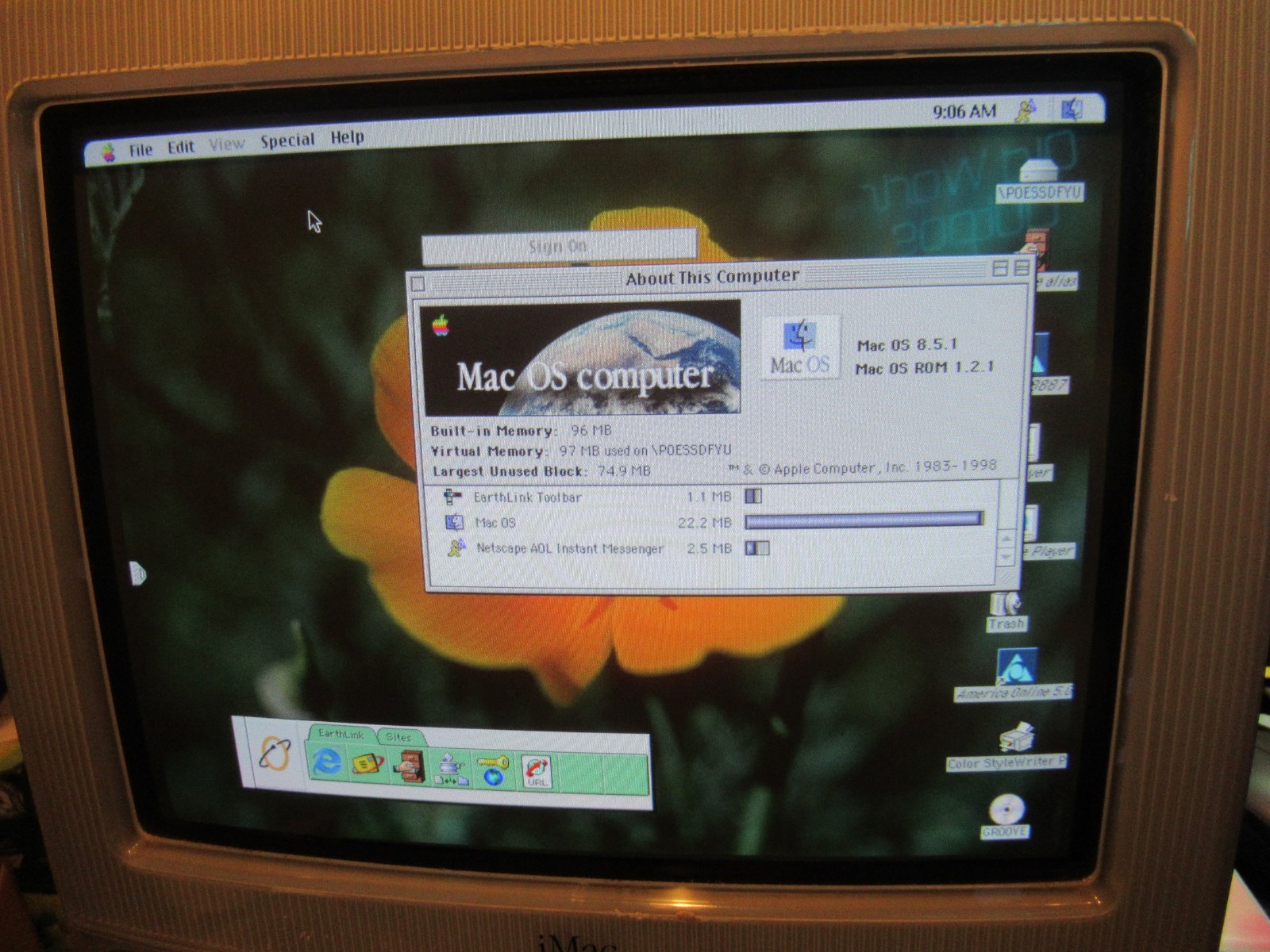 1999 Apple G3 266 MHz Working "Look"