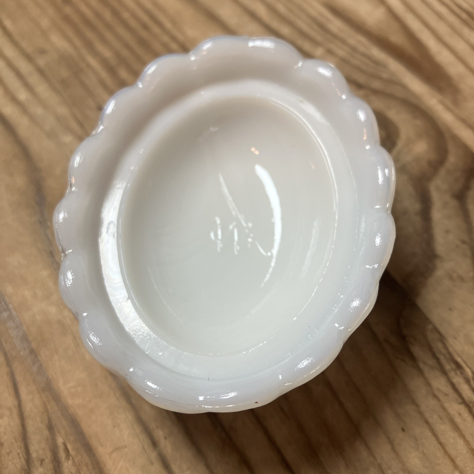 Vintage Westmoreland Opaline Milk Glass Mini Hen On Nest Salt Cellar Signed