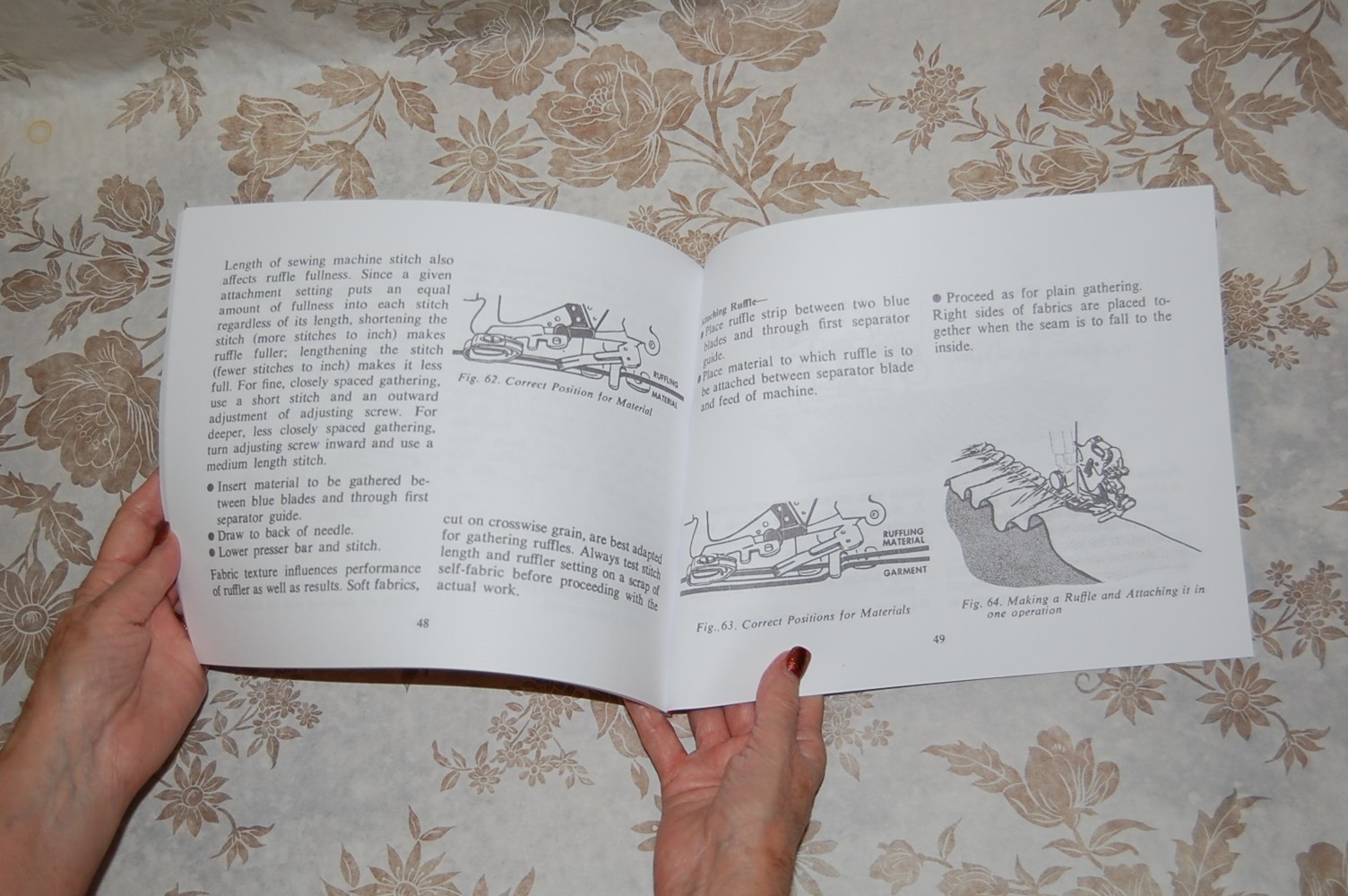 Rare Deluxe-Edition Instruction Manual, Singer Featherweight 221k Sewing Machine