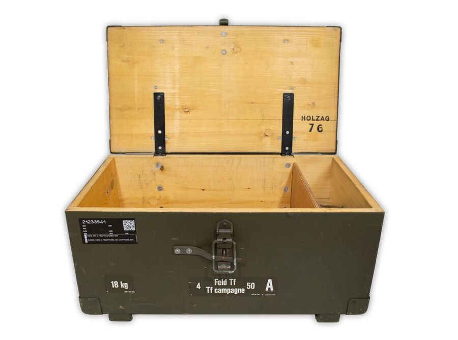 Vintage Swiss Army EN50-A Field Telephones, 4 Phones and Crate