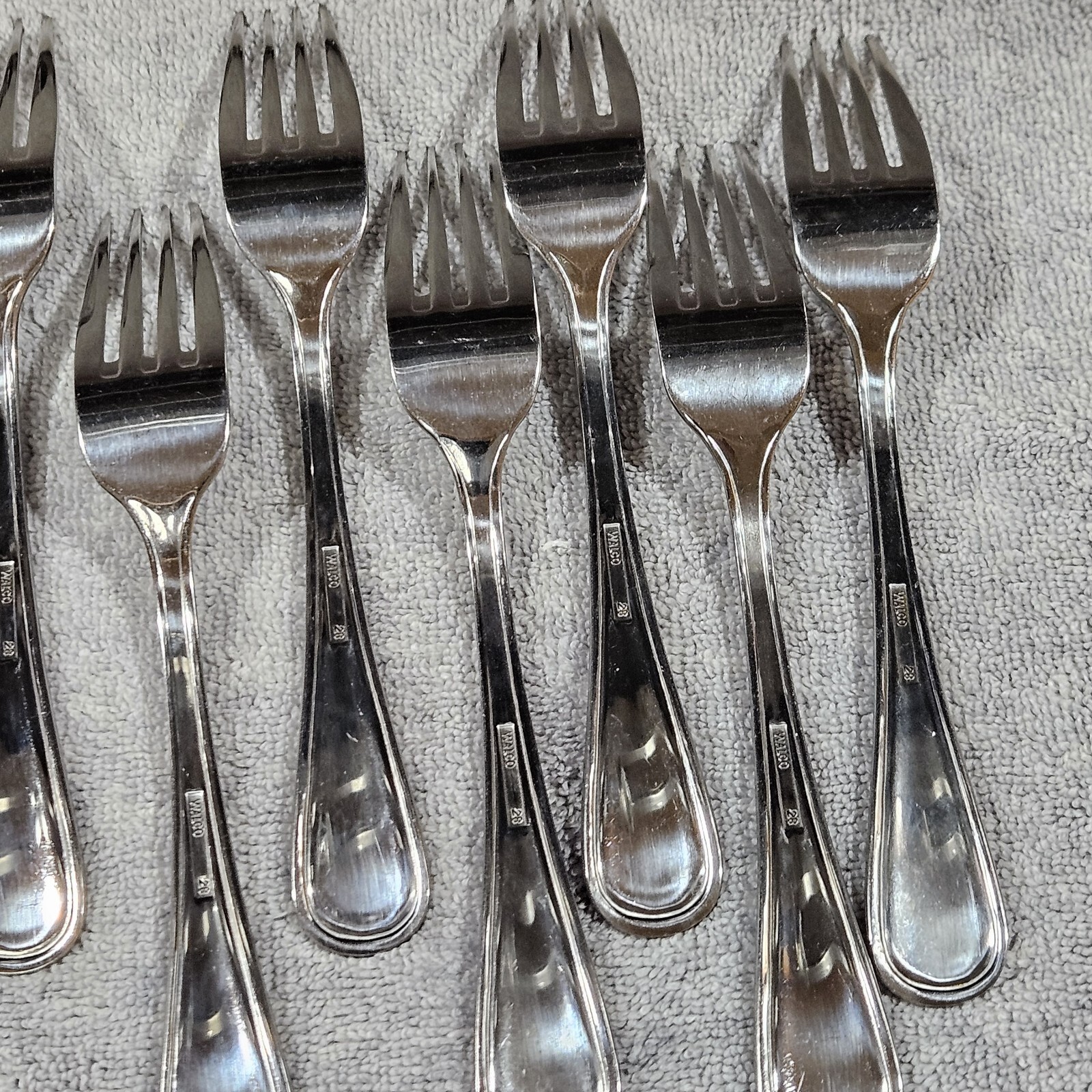 Set of 10 Walco Pacific Rim Dinner Forks 7-1/2" Stainless With Mirror Finish