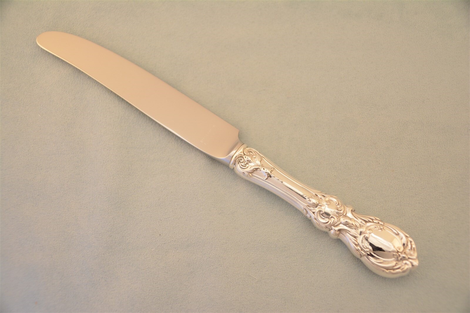 Reed & Barton Francis I Sterling 9-1/4" HH New French Bevel Dinner Knife No Mono