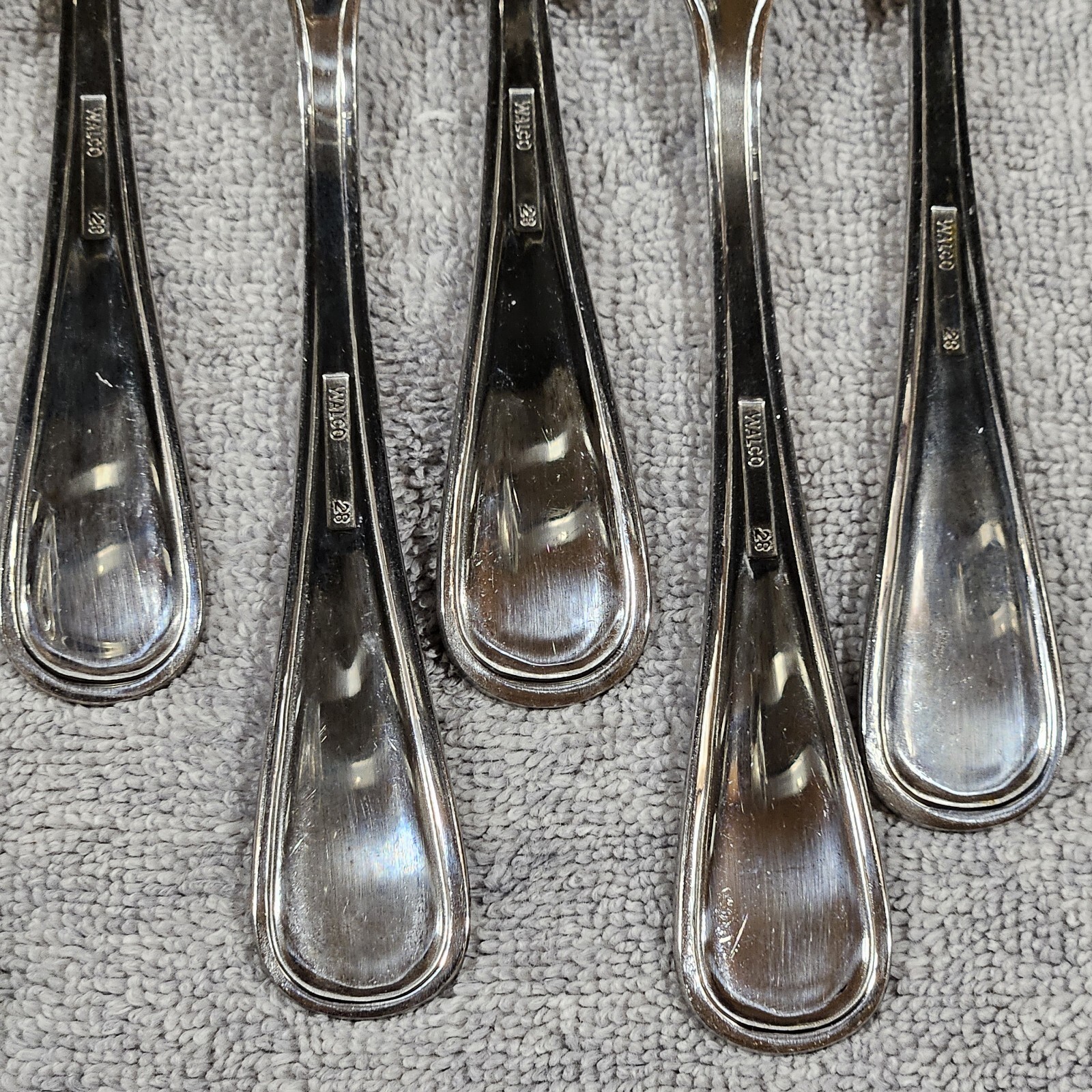 Set of 10 Walco Pacific Rim Dinner Forks 7-1/2" Stainless With Mirror Finish