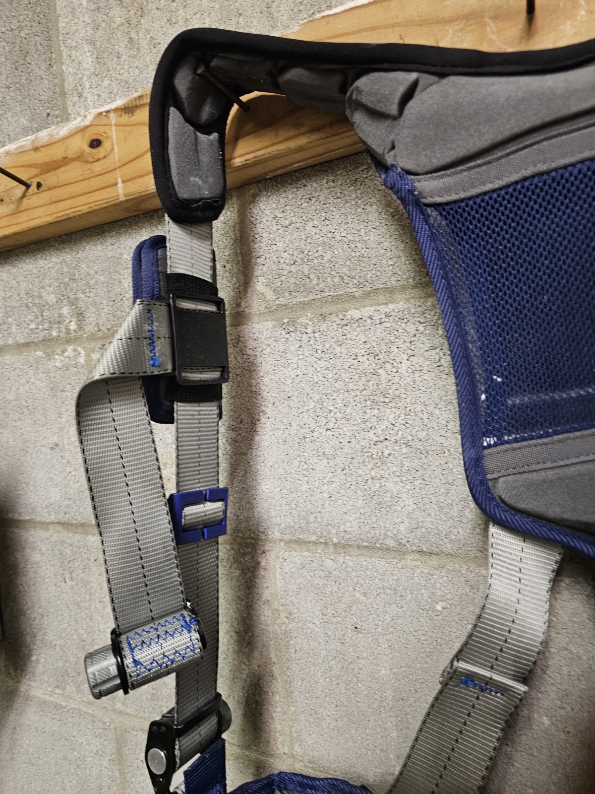 3M DBI-SALA EXOFIT STRATA XL FULL BODY HARNESS FALL PROTECTION XL BELT 1112538