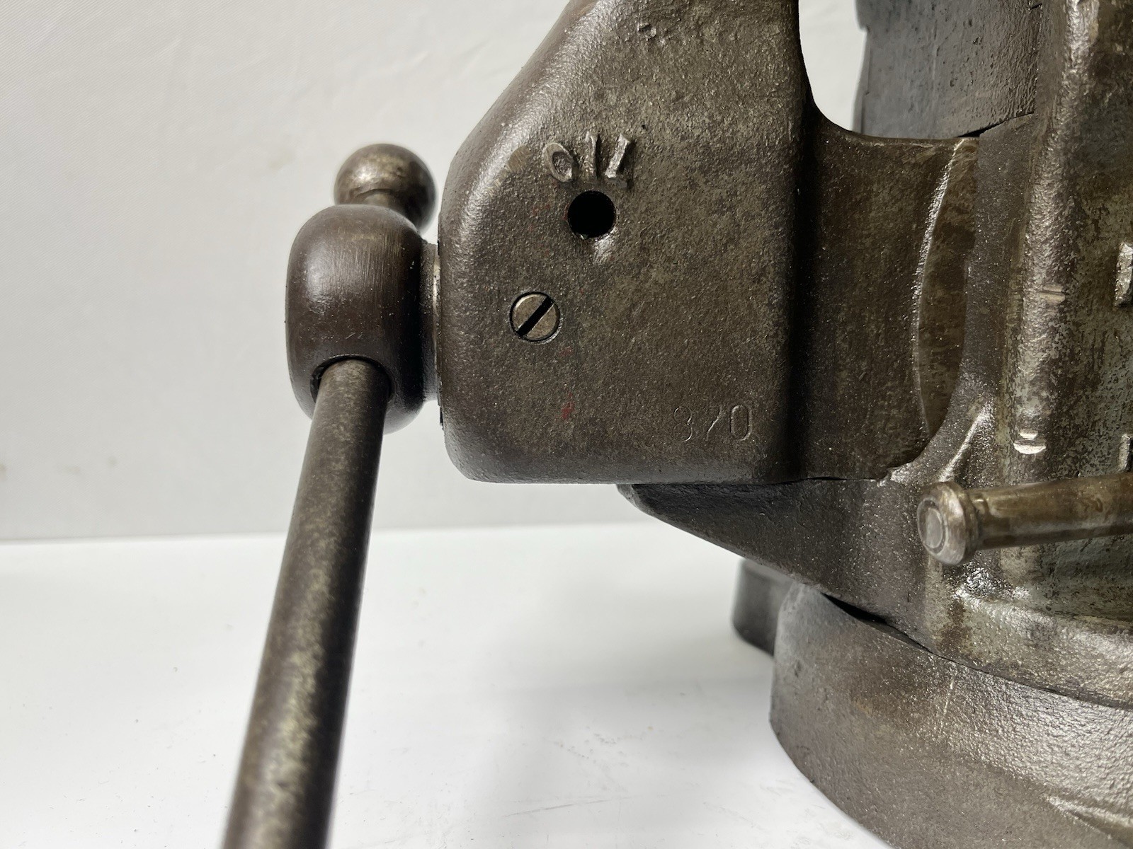 Reed 403 1/2 R Vintage Vise Swivel Base and Swivel Jaw User/Collectible With Pin