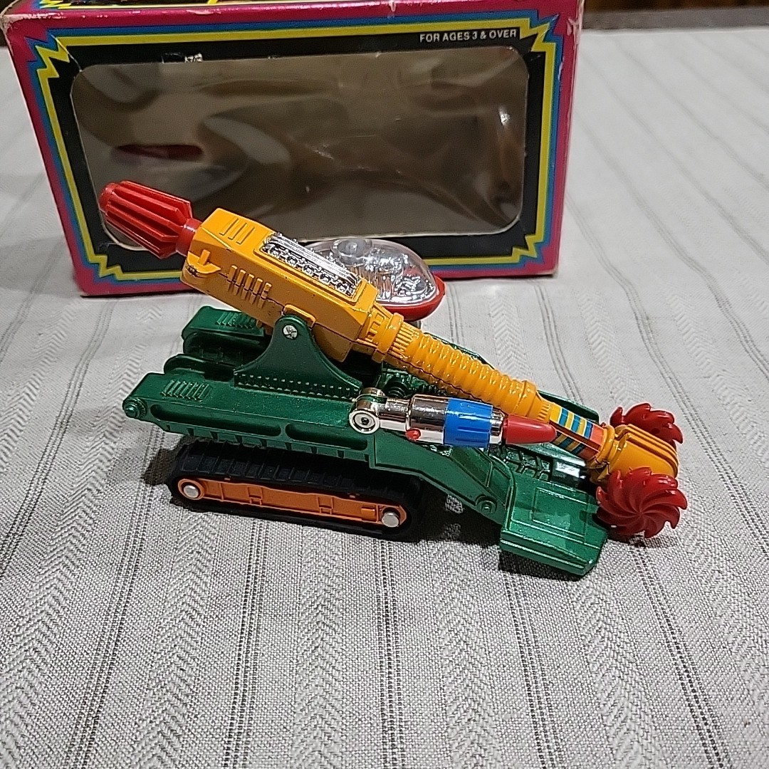 1978 Empire Star Mites Armed Construction Rock Cutter Die Cast Vehicle W/Box