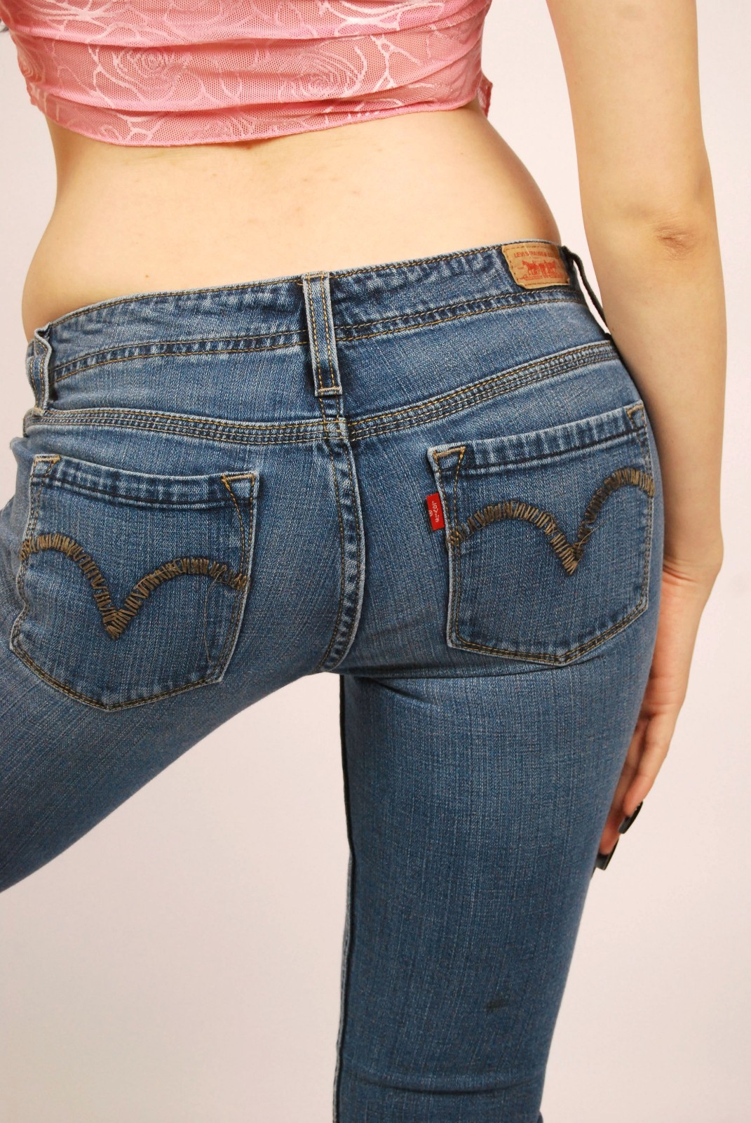 Y2K Levis Bootcut Jeans (7) medium blue denim vintage womens low rise cute flare