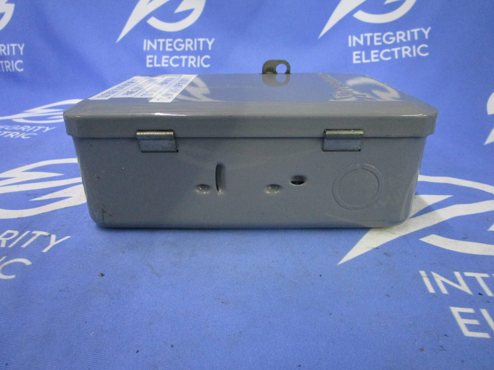 INTERMATIC 24-HOUR TIME SWITCH ET70215C 20A 120-208-240-277VAC INPUT 10WATTS 1 Y