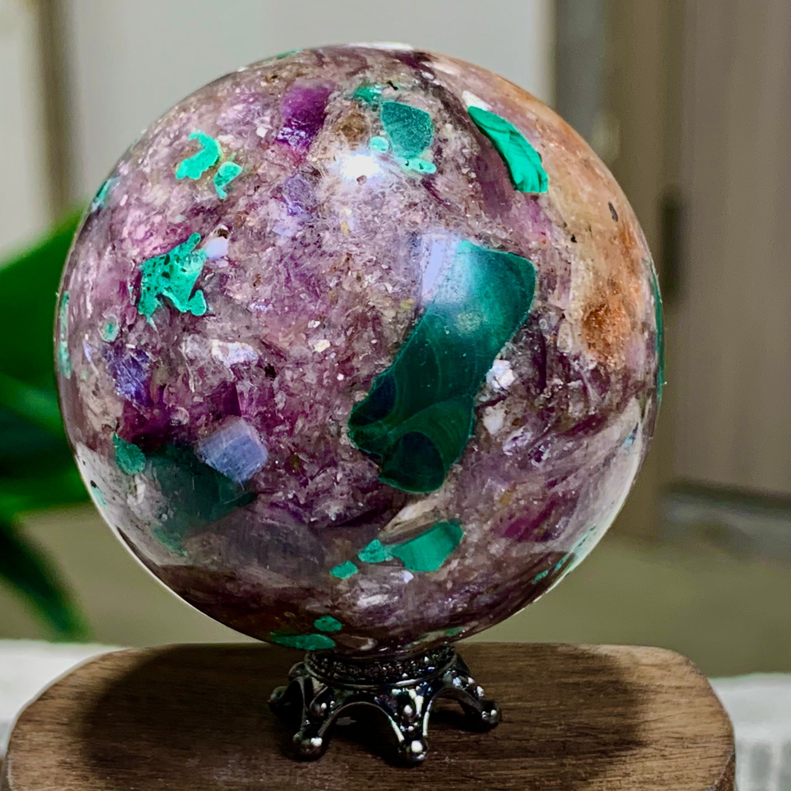 127G Newly discovered rare malachite purple mica symbiotic sphere restoration