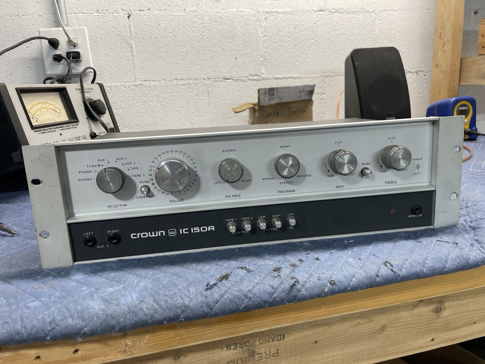 Crown IC 150a Stereo Preamplifier