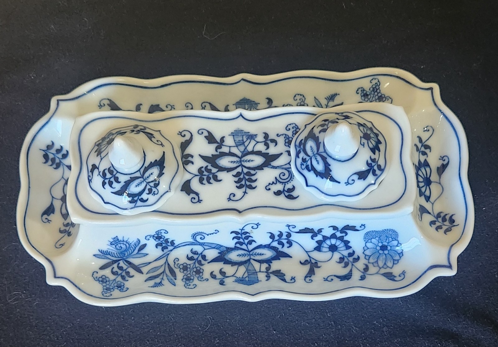 Blue Danube Onion Double Inkwell Set With 2 Lids