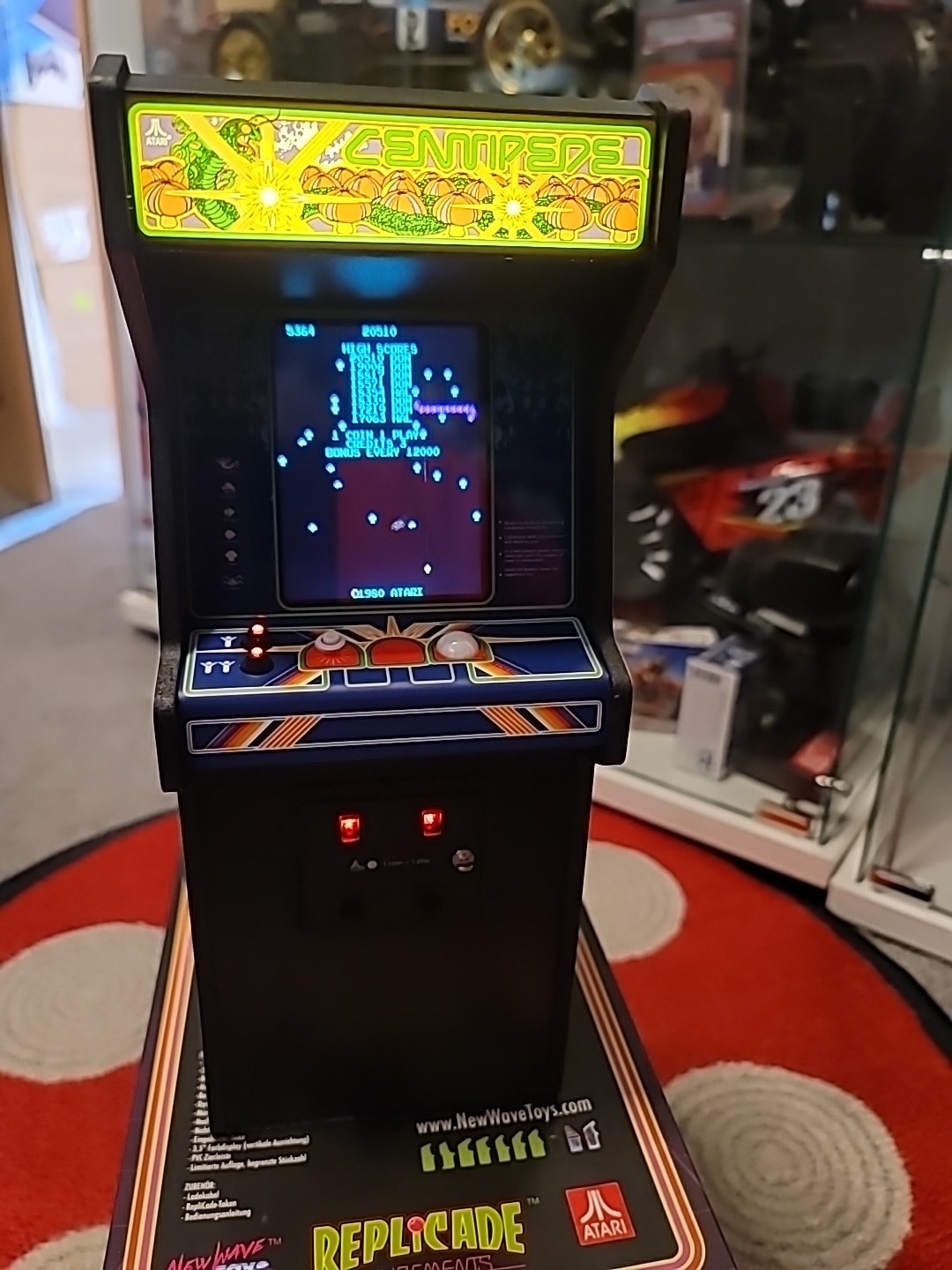 Centipede arcade game 1/6 replicade  new wave toys Atari