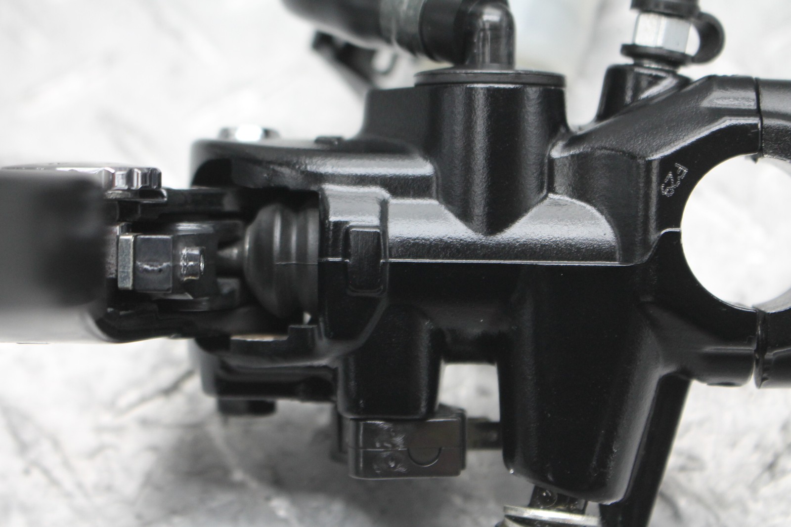 2009 KAWASAKI NINJA ZX14 ZX1400C HYDRAULIC CLUTCH MASTER CYLINDER W/ LEVER