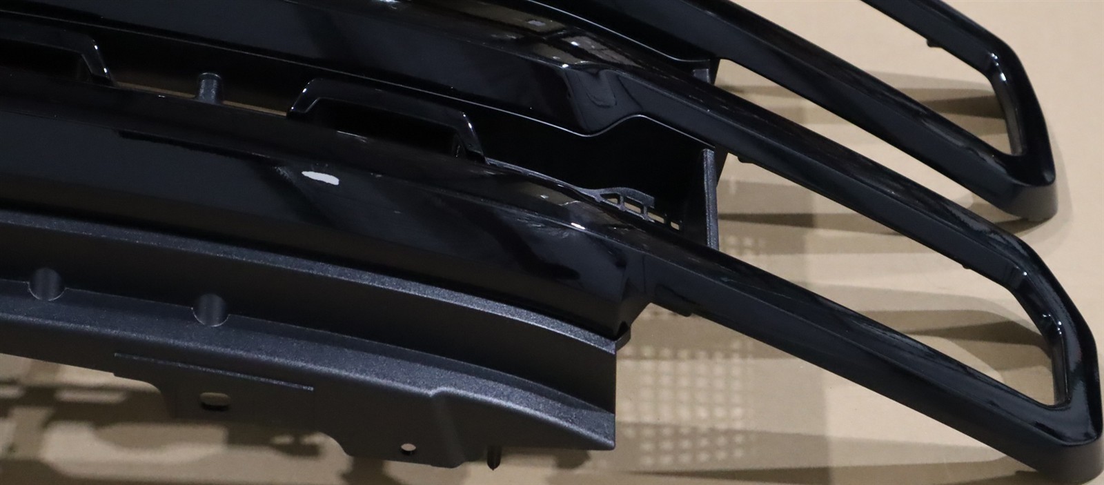 OE 23-26 Super Duty Front Grille BLACK APPEARANCE PACKAGE Blacked-Out PC3Z8200KA