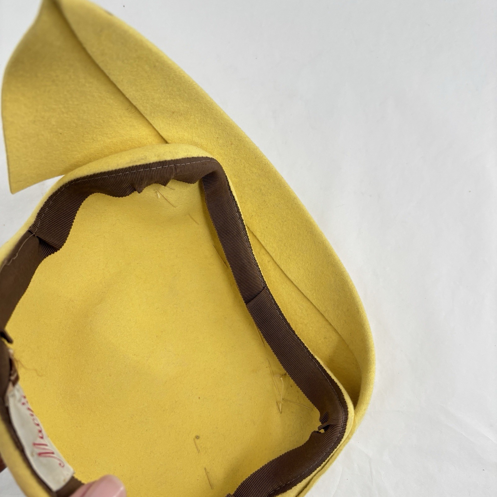 Vtg 60s Mustard Felt Tilt Hat Macy’s Mod Cocktail Jackie O Style