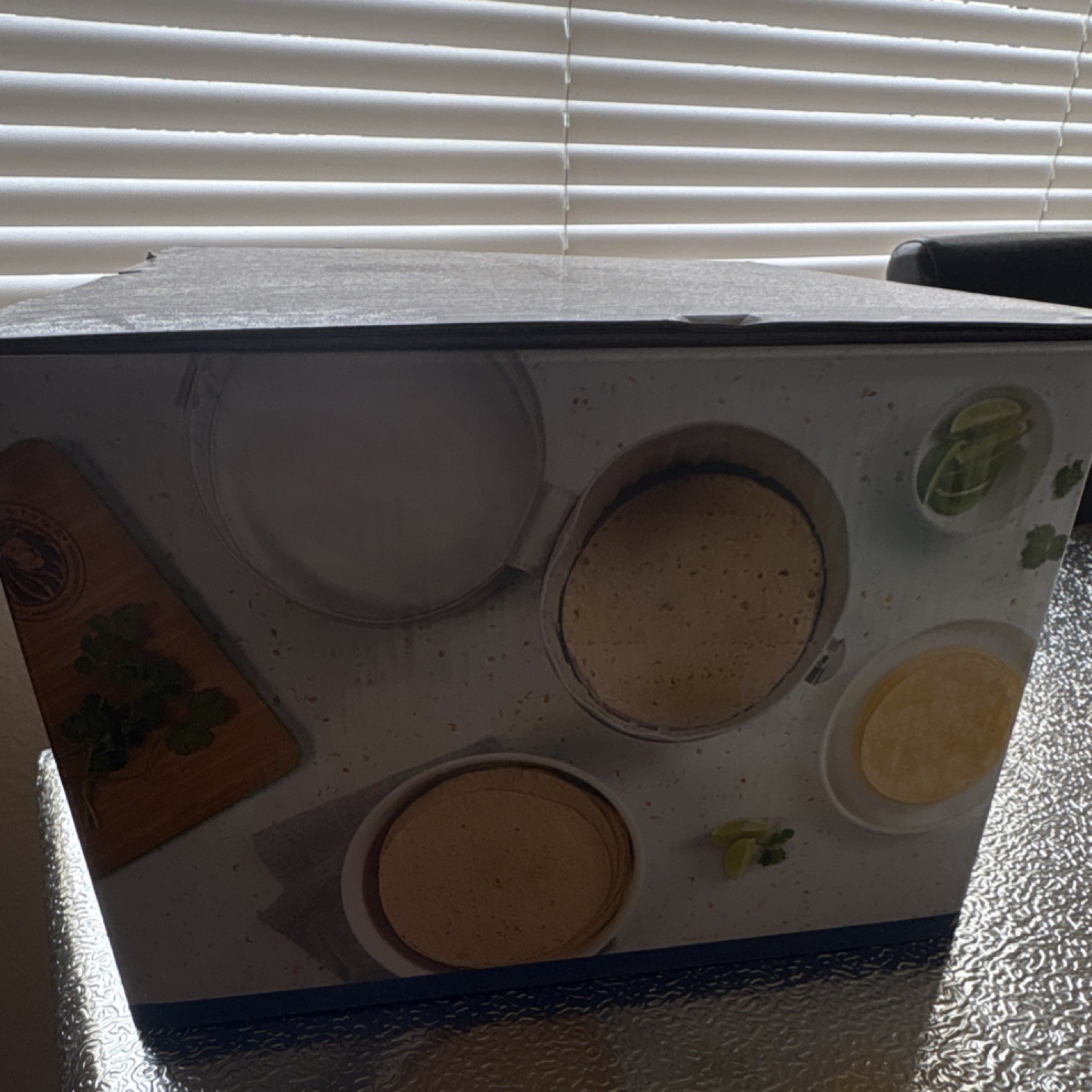 Royal Prestige Warmer Pro Oval White Food Warmer PE4000