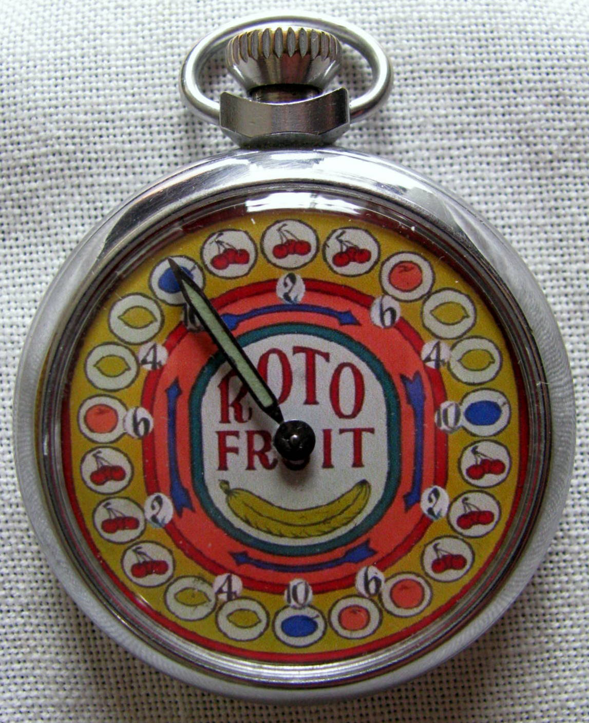 FINE VINTAGE POCKET WATCH STYLE SLOT MACHINE MECHANICAL GAMBLING DEVICE