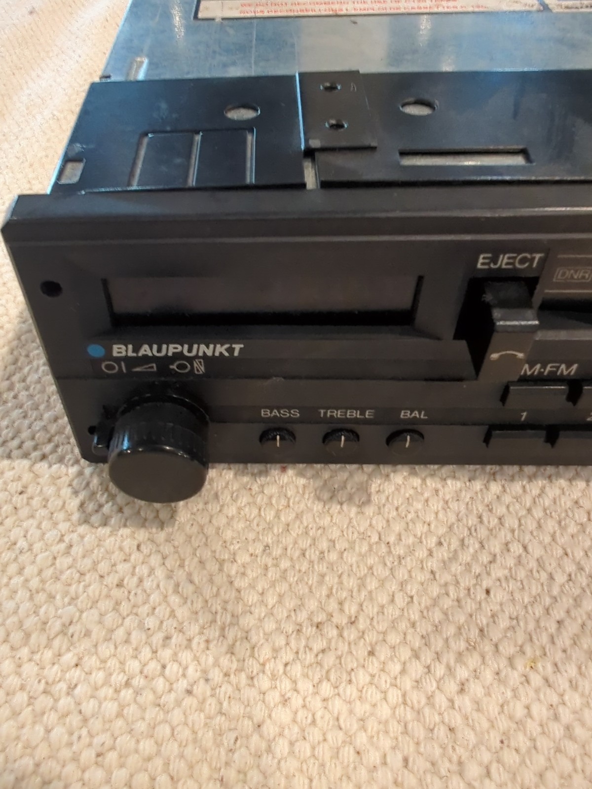 Genuine BLAUPUNKT CHARLESTON SQR26 Radio/Cassette Removed From 1995 Porsche 993