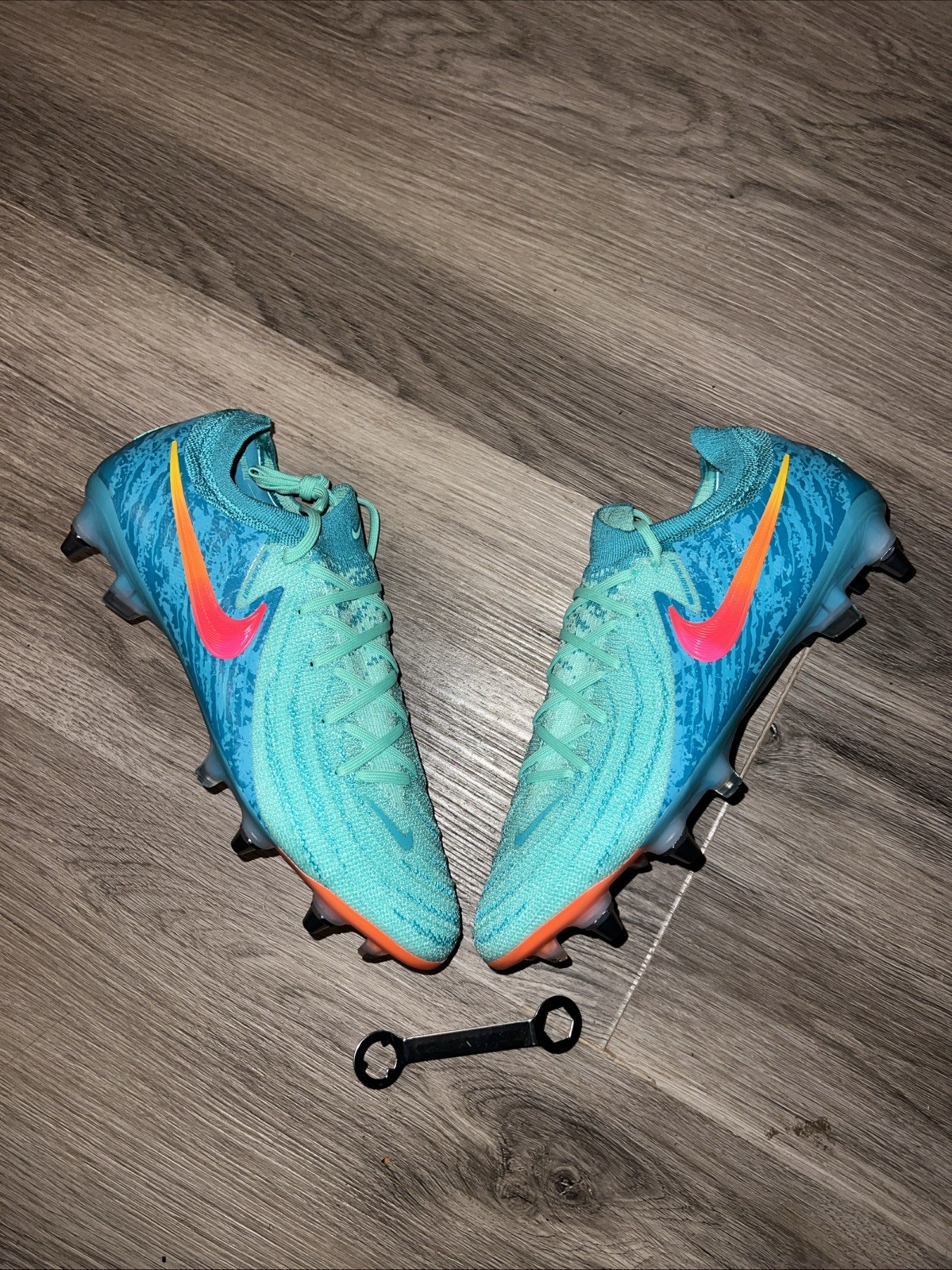 Nike Phantom GX 2 Elite SG  Soccer Cleats FZ4939-300 Men's Size 8