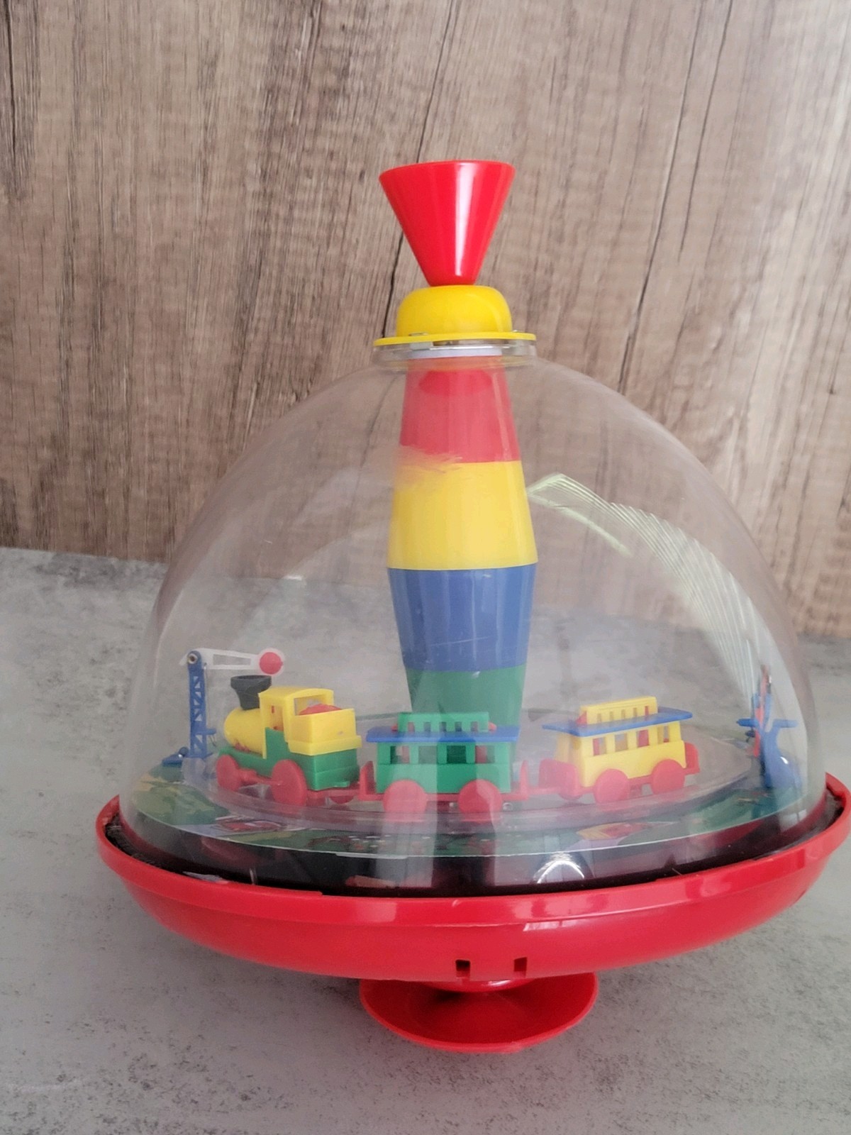 Simm Spielwaren Spinning Top Chugging Whistle Sounds & Motion Train Toy READ!