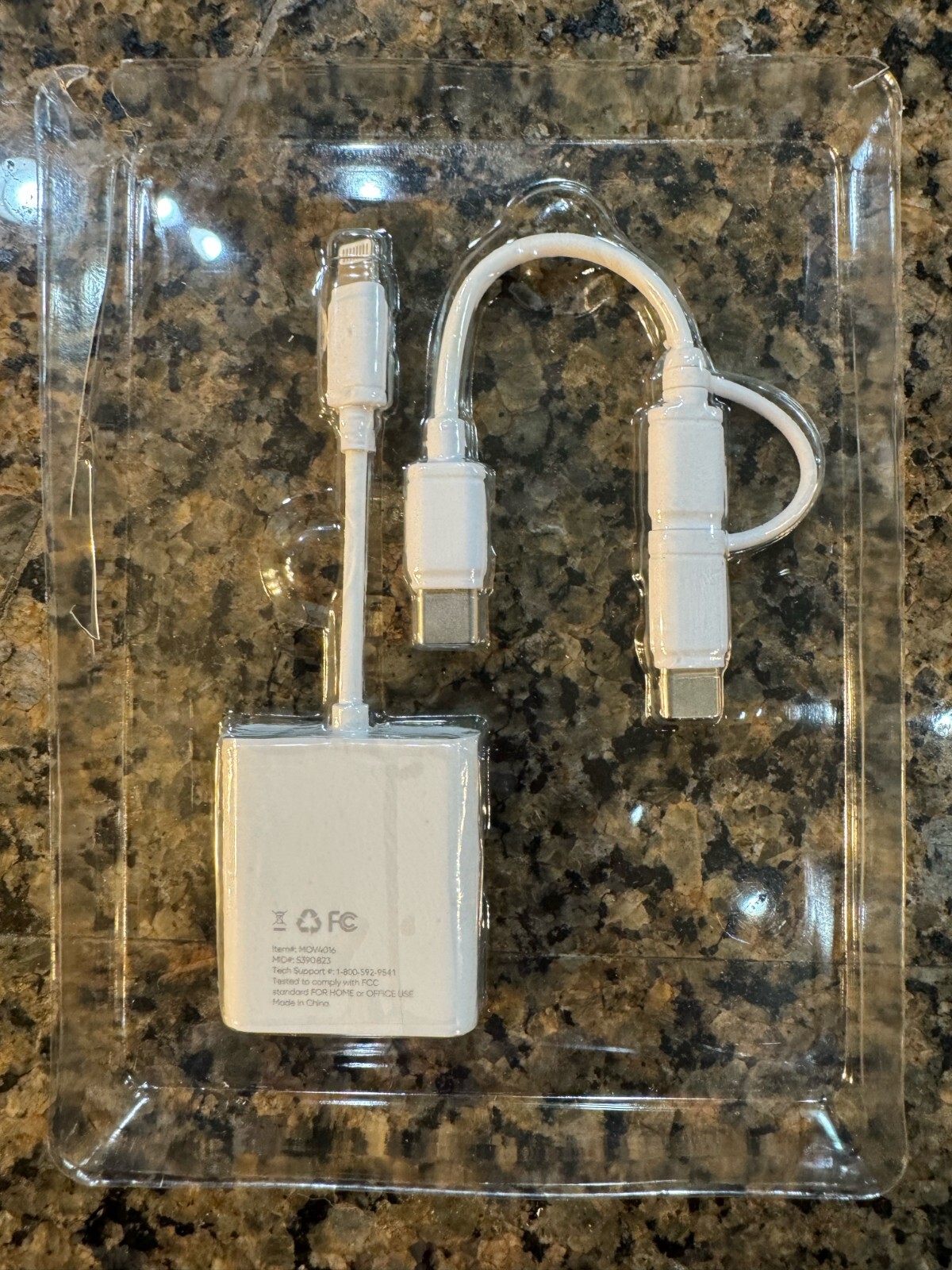 Vivitar Mobile SD and MicroSD Universal Card Reader White MOV4016 V1 Box/Retail