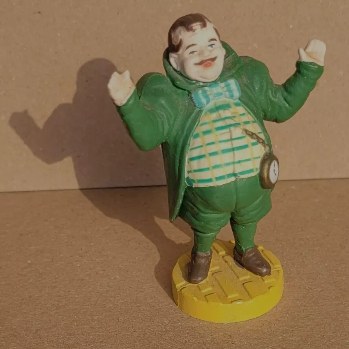 WIZARD of OZ vintage MUNCHKIN SET of 6 Loew's Ren FIGURES Turner Presents 1988