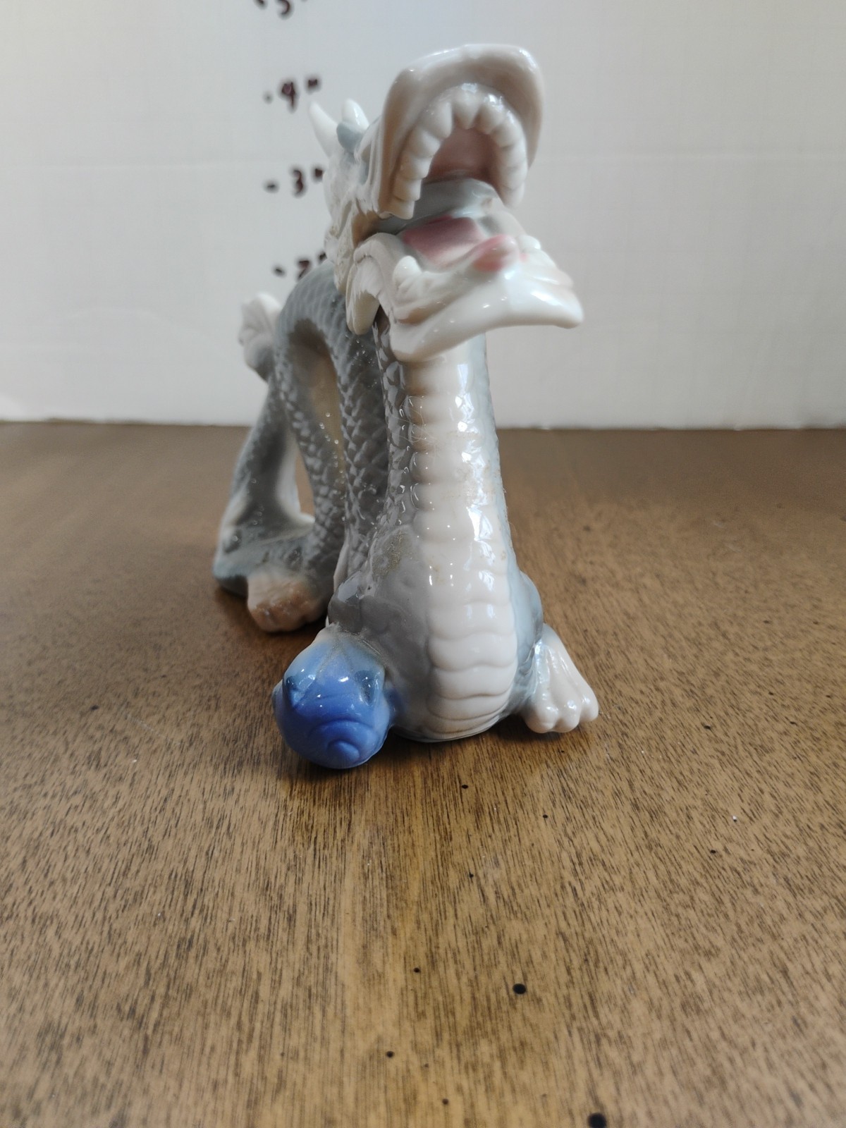 Vintage Yoshimi K Porcelain Foo Dragon Figurine Gray White Sphere Japan