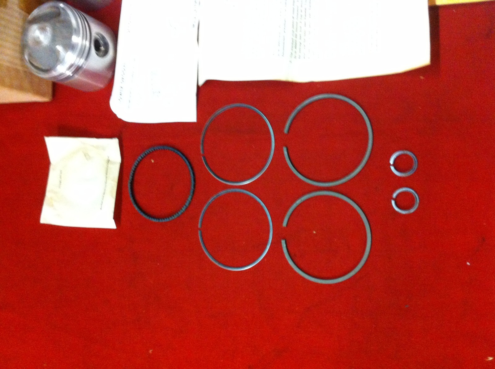 Harley Piston Kit NORS 74" 74CI 1200 Knucklehead Panhead Shovelhead .040 11228