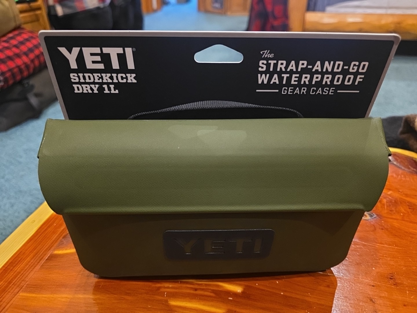 Yeti  Sidekick 1L olive /Black   New With Tags.