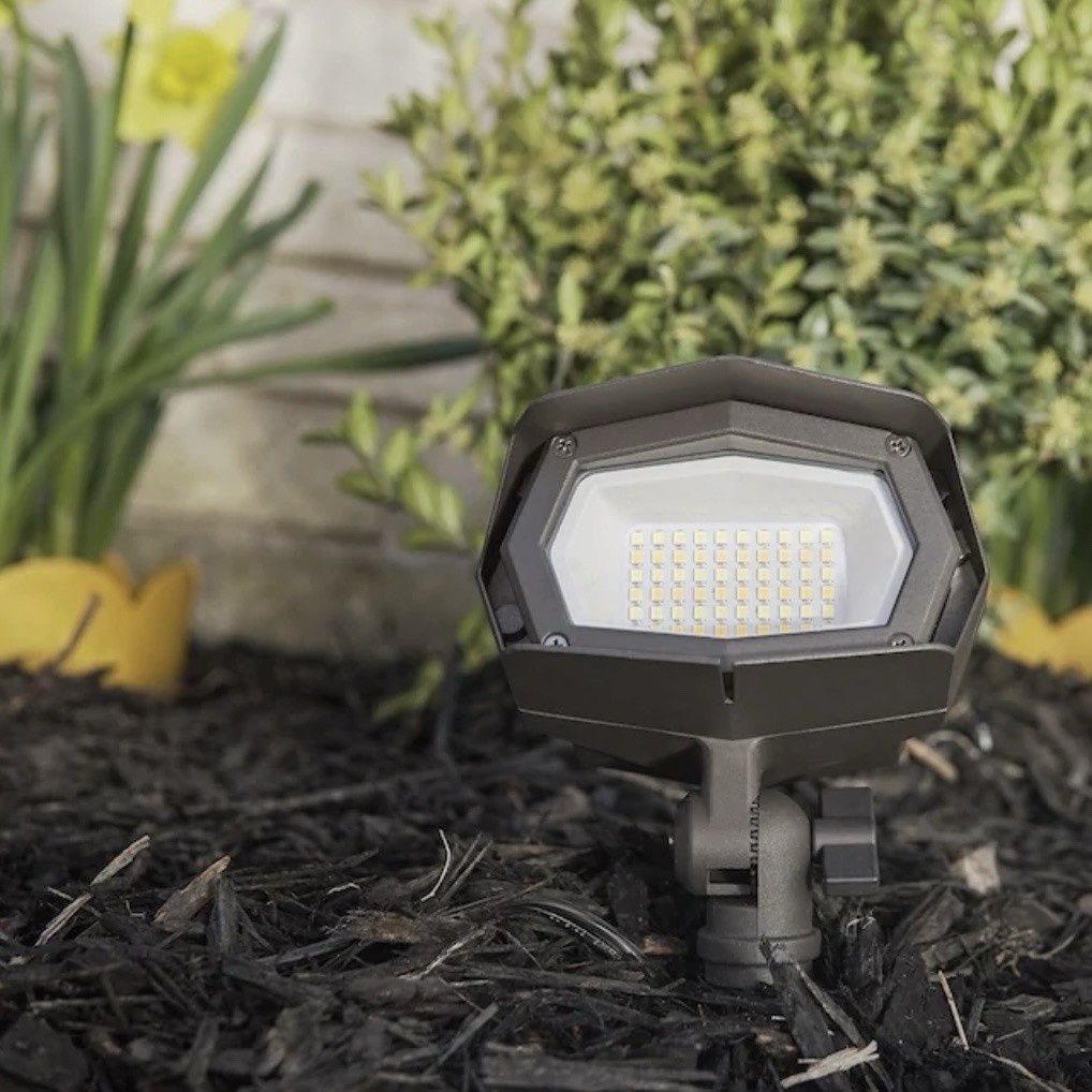 Harbor Breeze LED Flood Light 27W BRONZE FINISH Low-Voltage 4108935 - NEW