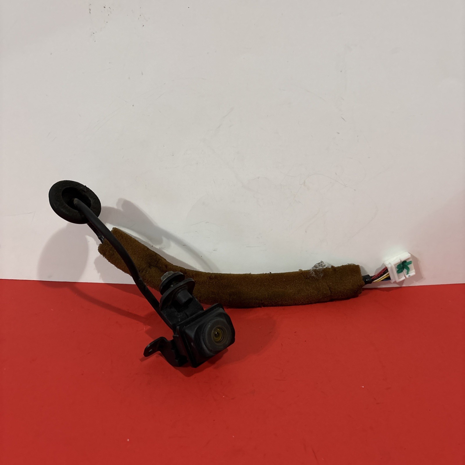 2006-2008 Honda Pilot Camera/Projector Rear View Camera Gate OEM