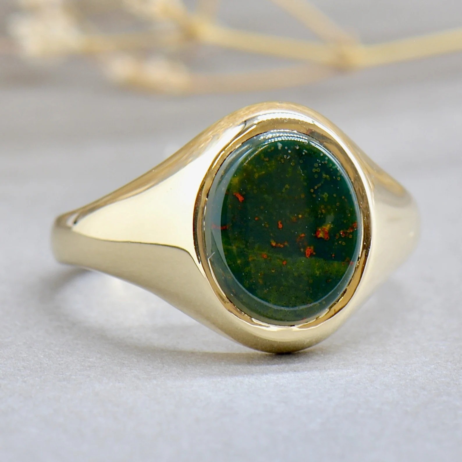Men’s Bloodstone Ring 14K Gold Plated Oval Signet Vintage Style Gemstone Jewelry