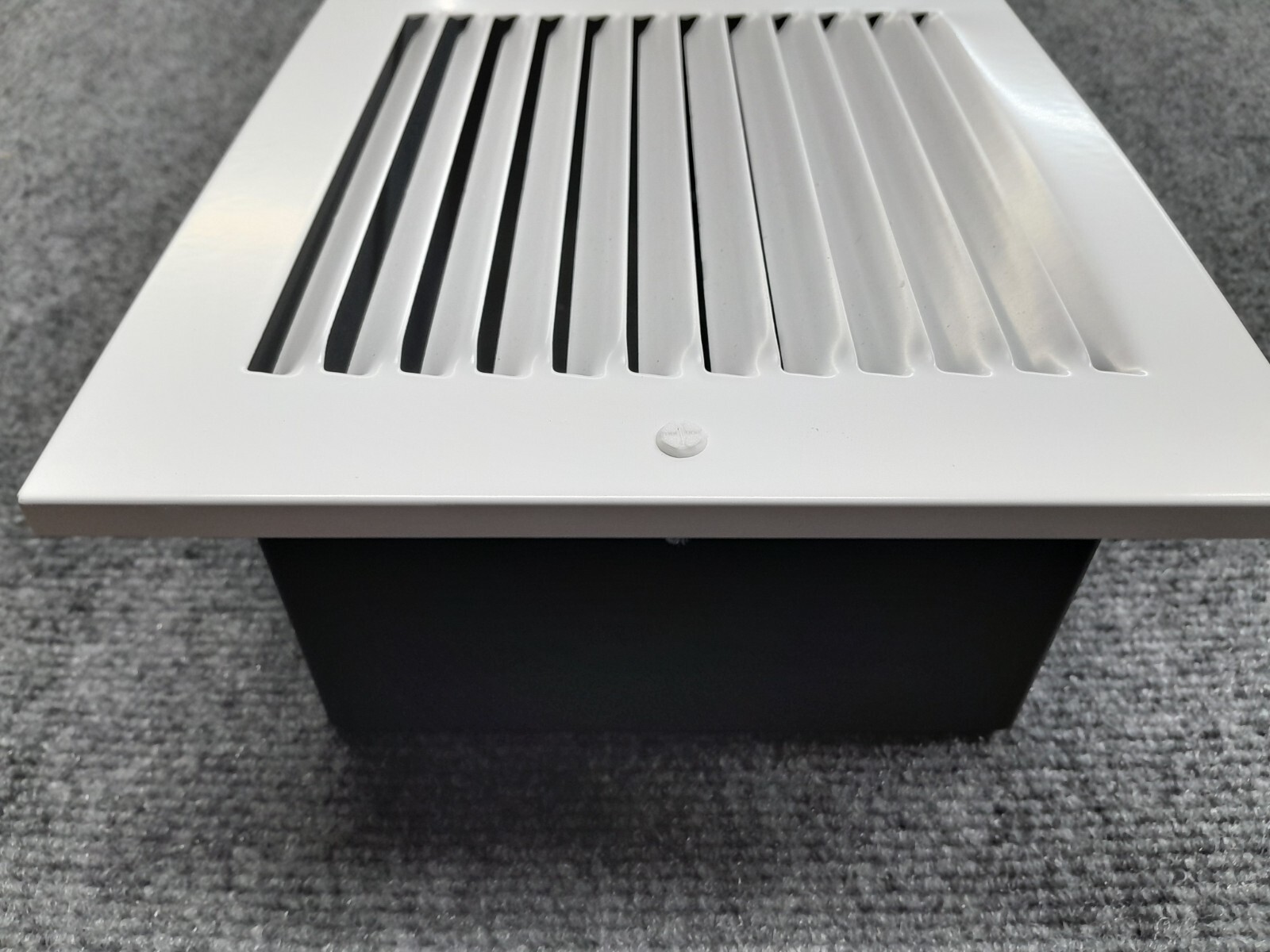 Hidden Wall Safe Air Vent Cover Secures Jewelry, Valuables, Cash guns.