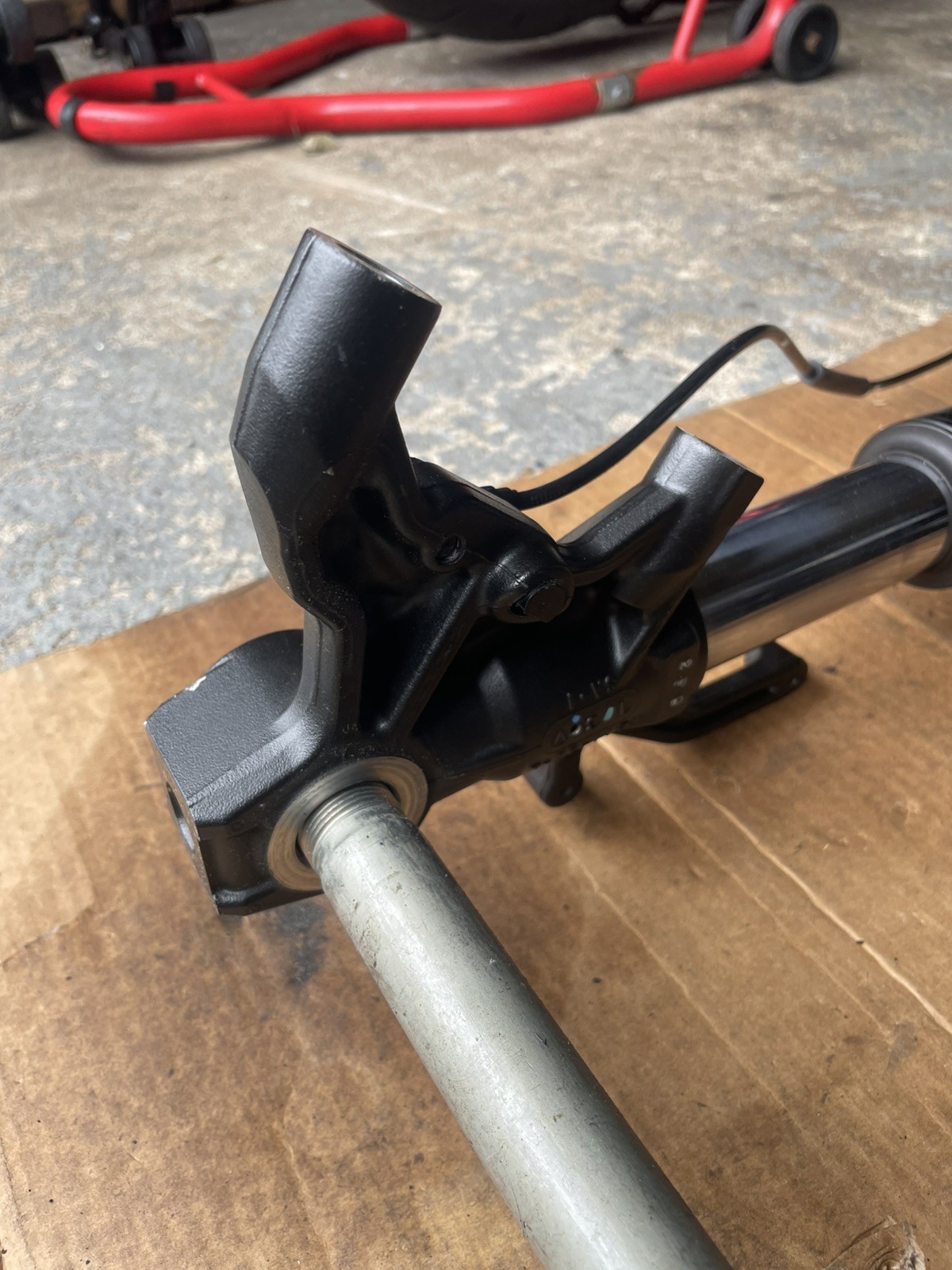 2023 19 - 25 KAWASAKI NINJA ZX636 ZX6R FRONT RIGHT LEFT SIDE FORKS TUBE LEGS OEM