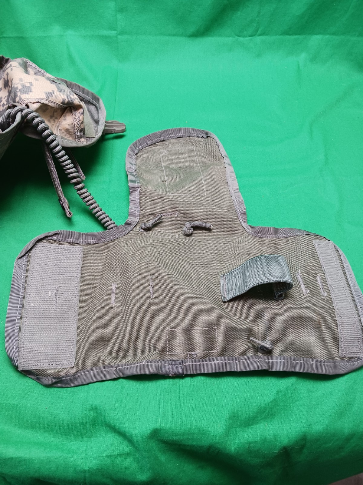 US Army Universal First Aid Kit W/Insert Camo Used
